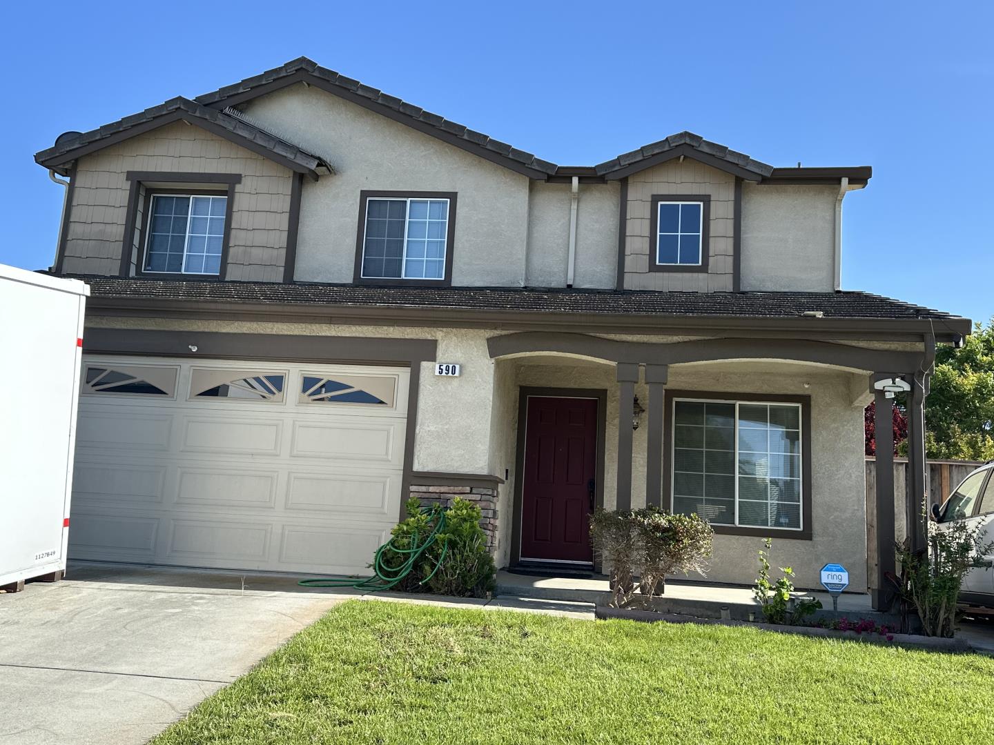 590 El Invierno Drive