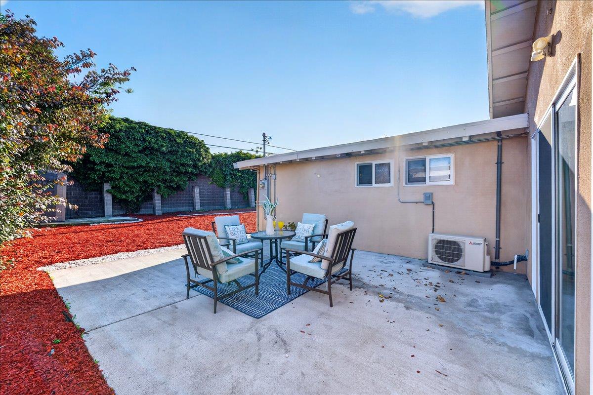 854 Lakewood Drive