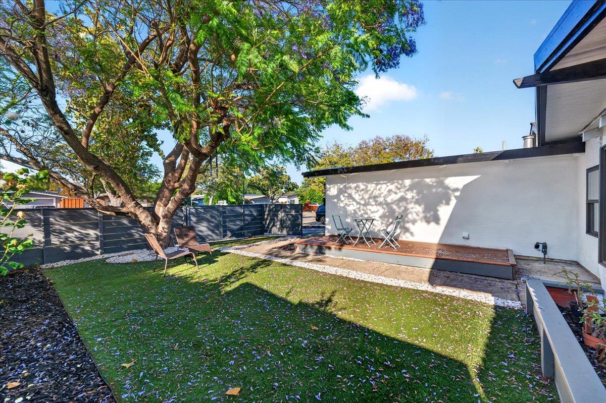 854 Lakewood Drive