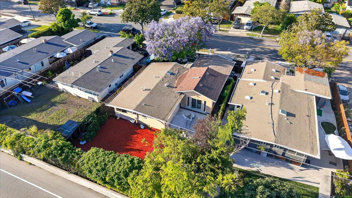 854 Lakewood Drive