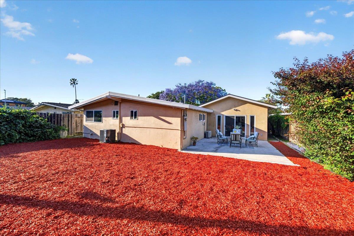 854 Lakewood Drive