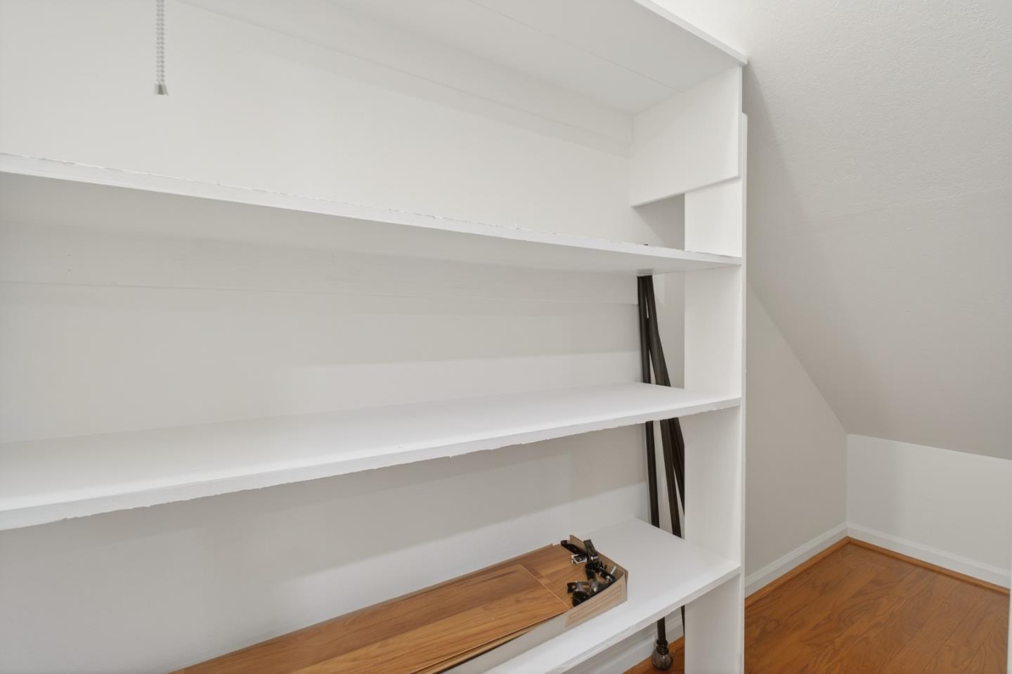 4428 Del Valle Parkway