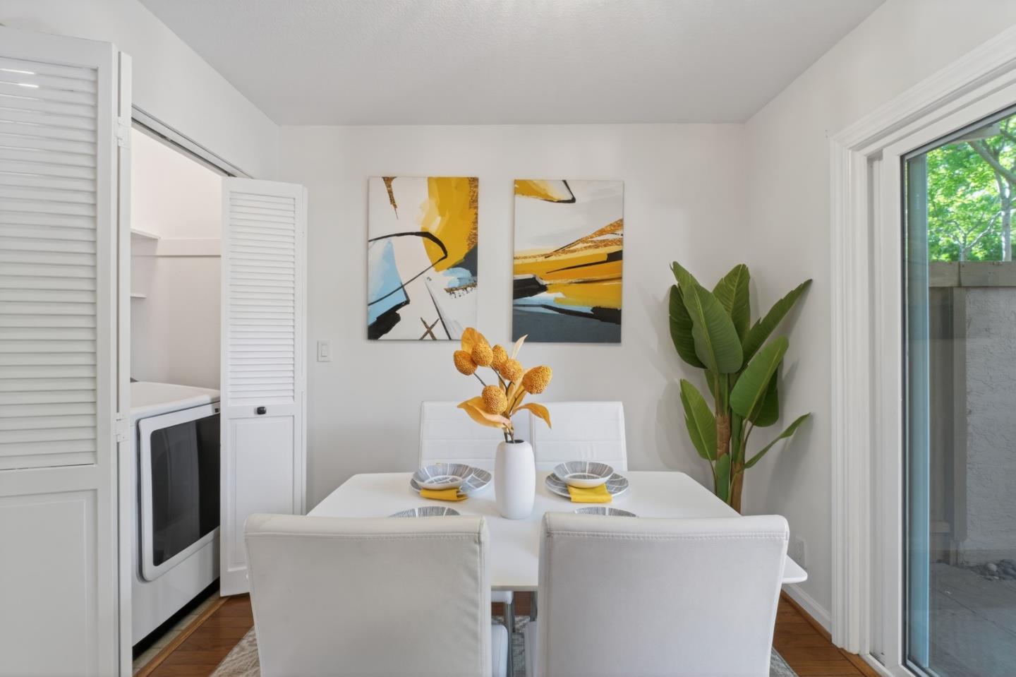 4428 Del Valle Parkway