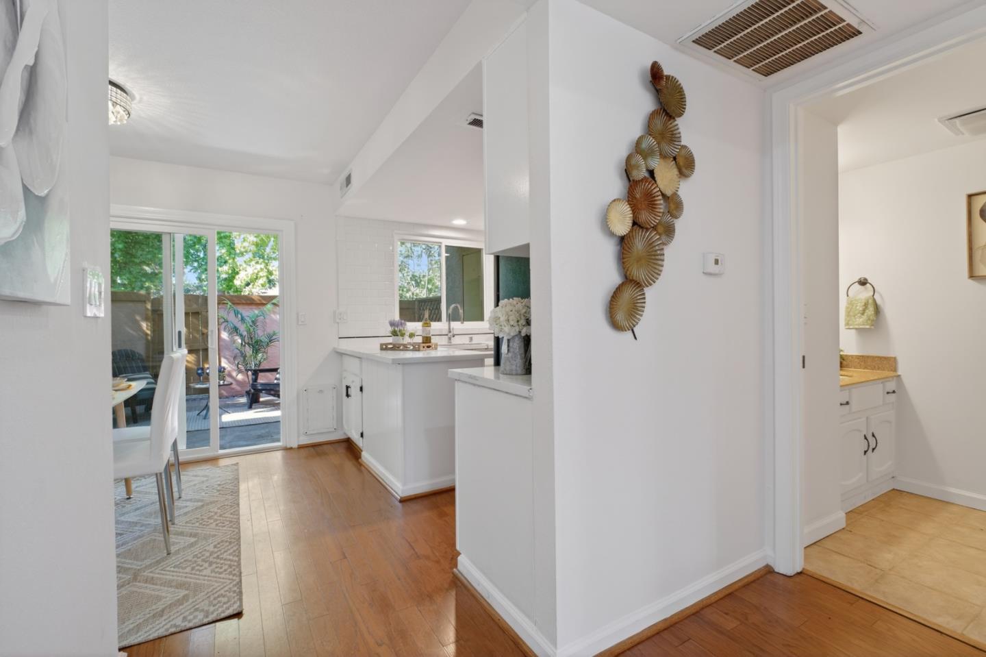 4428 Del Valle Parkway