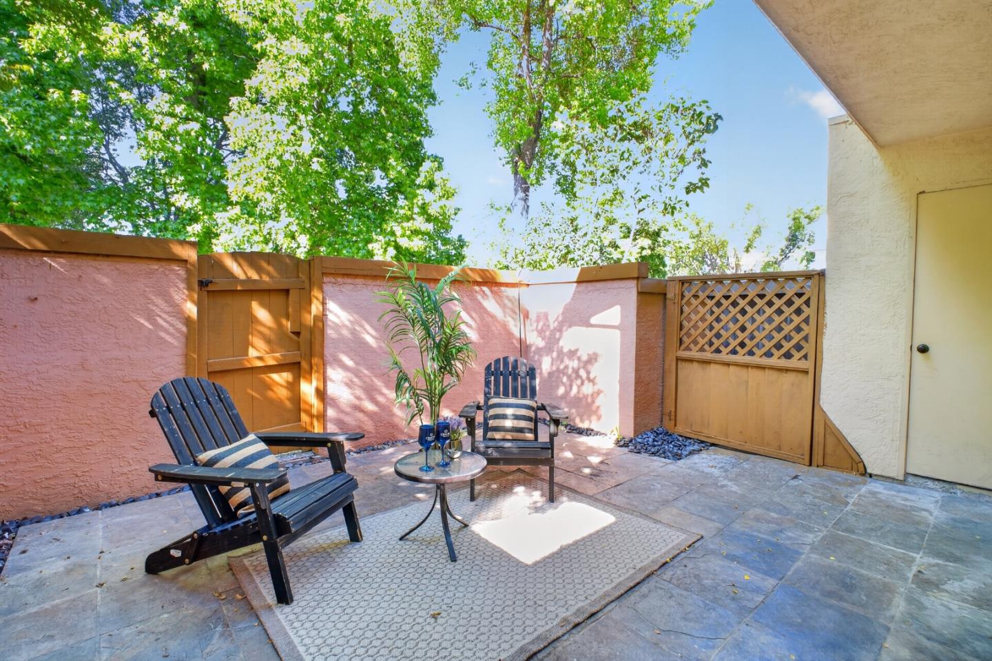 4428 Del Valle Parkway