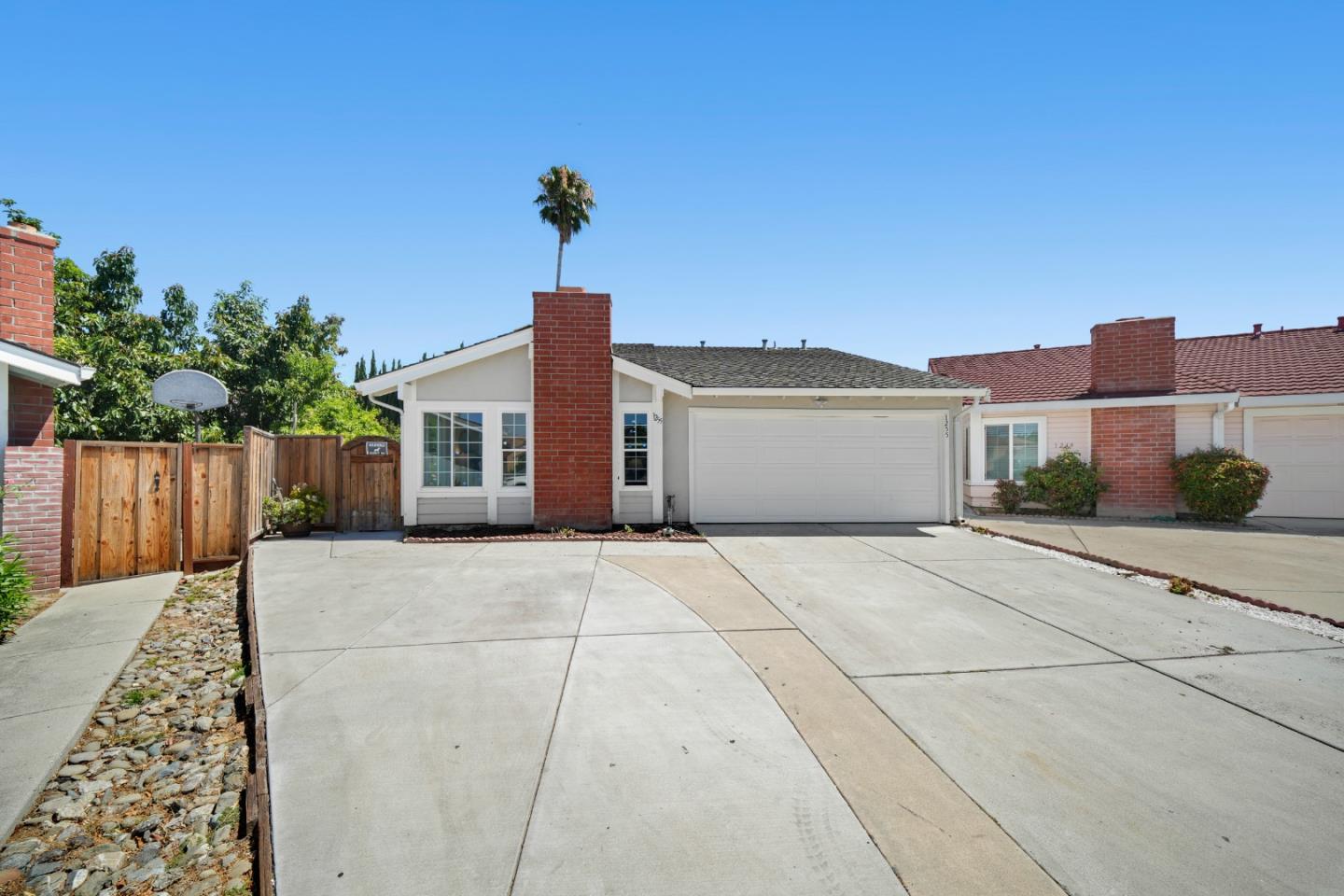 1255 Briarberry CT