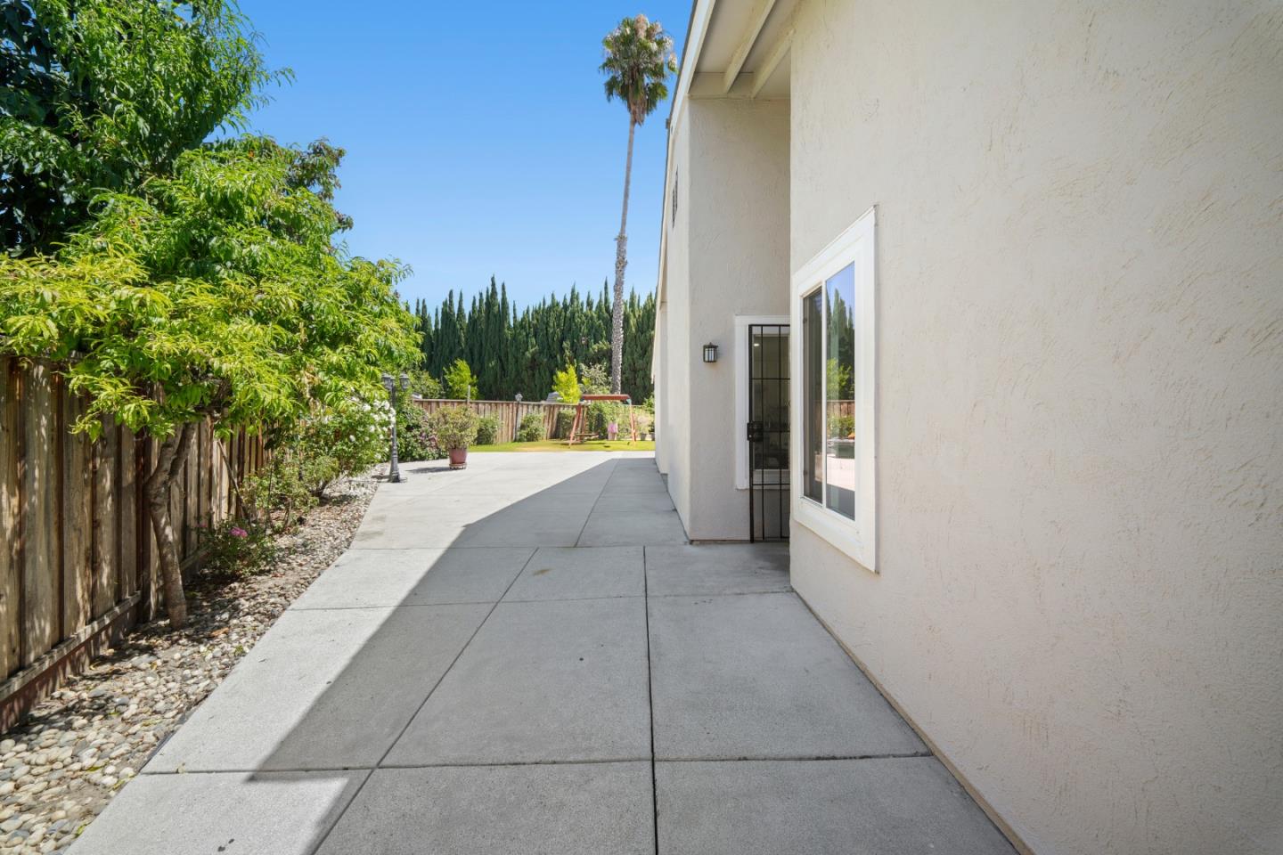 1255 Briarberry CT