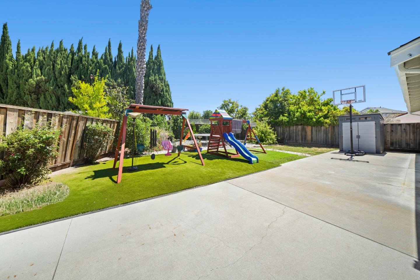 1255 Briarberry CT