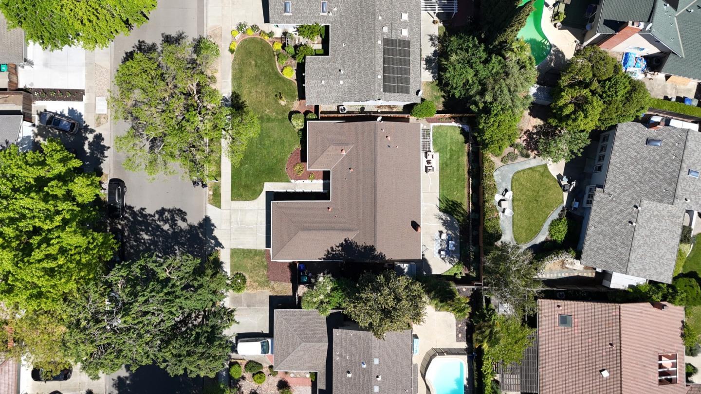 5550 Black AVE