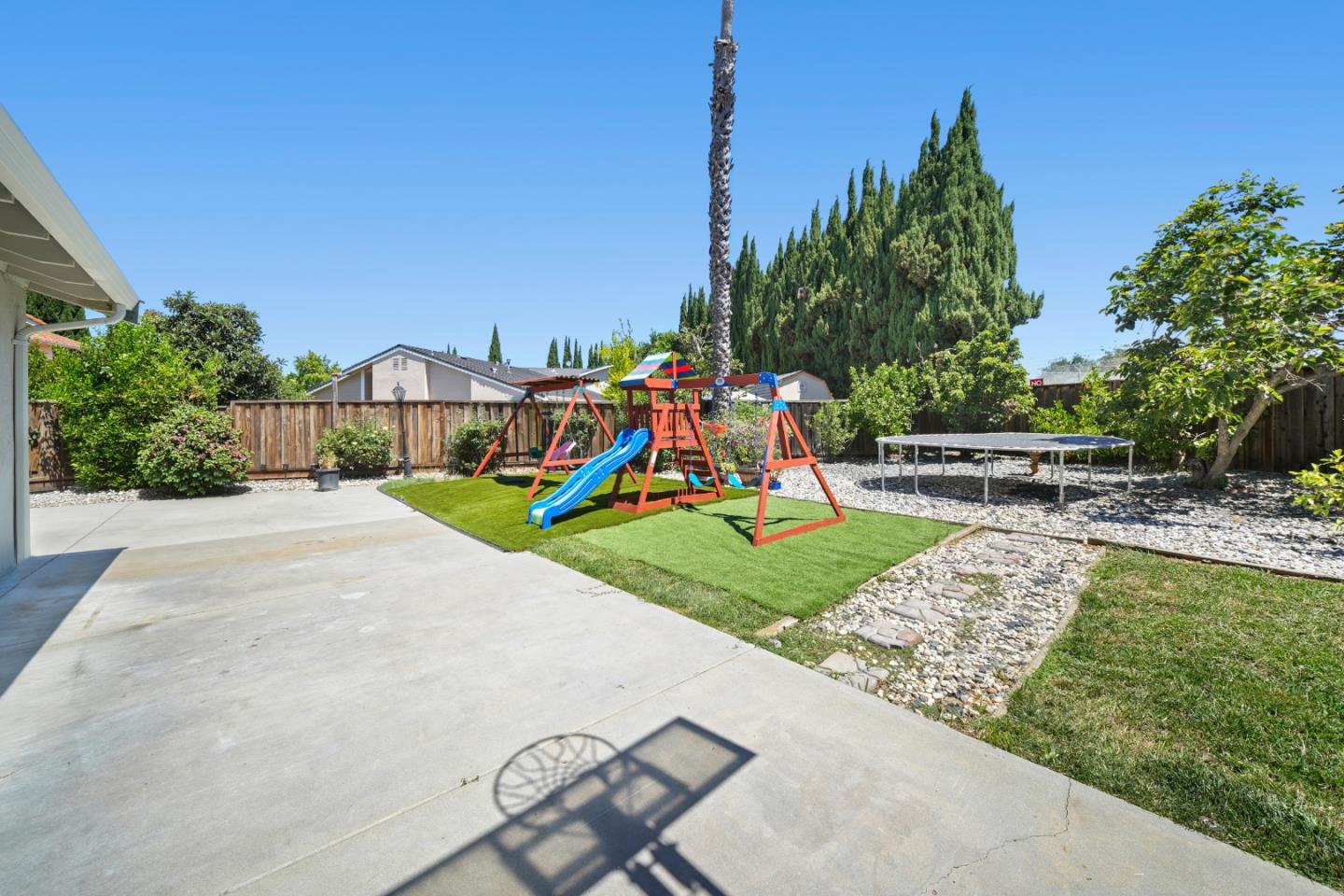 1255 Briarberry CT