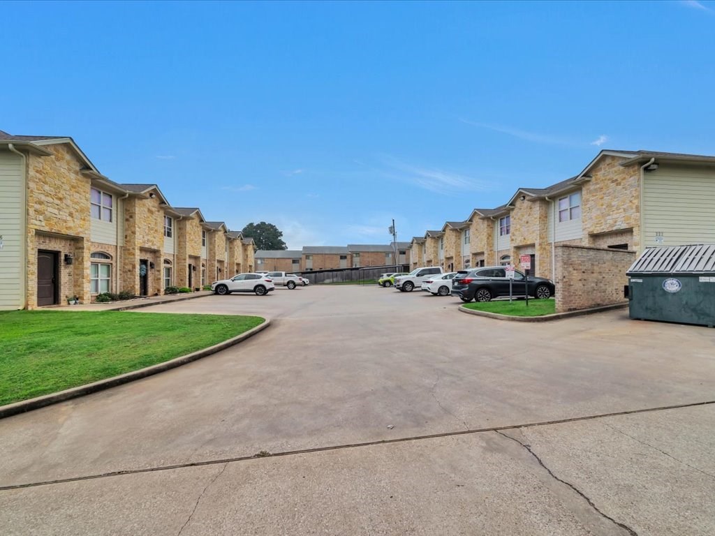 222 Parrott Dr. #111