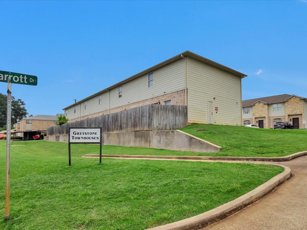 222 Parrott Dr. #111