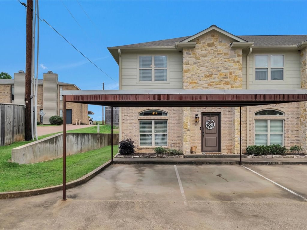 222 Parrott Dr. #111