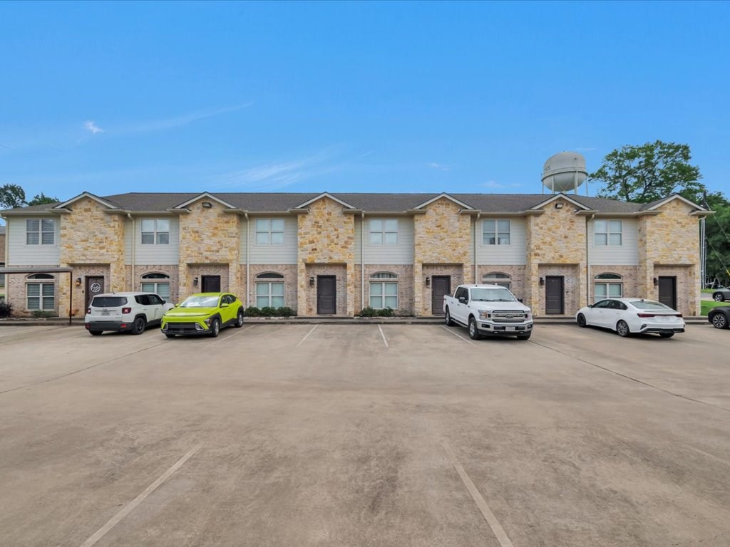 222 Parrott Dr. #111