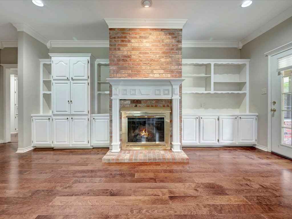 637 Park Place