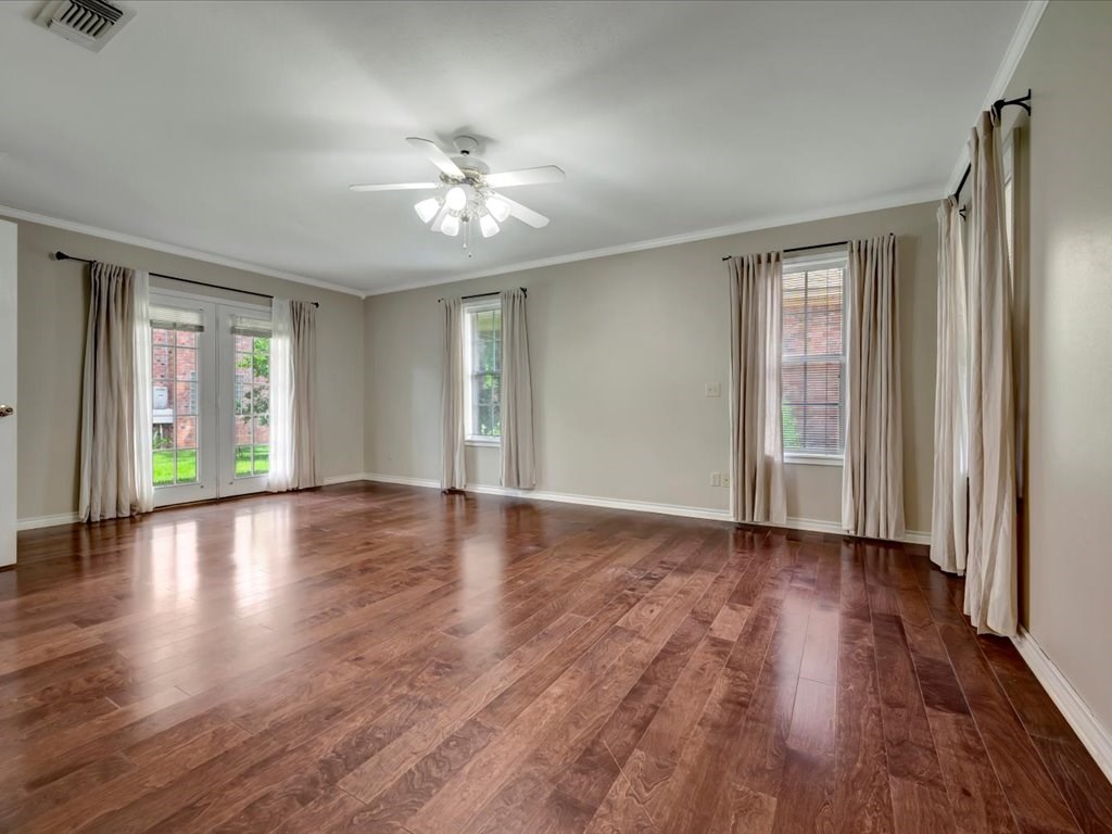 637 Park Place