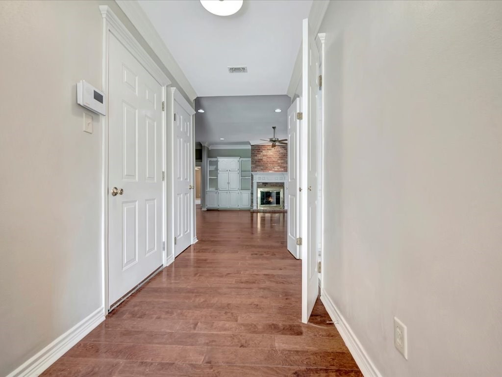 637 Park Place