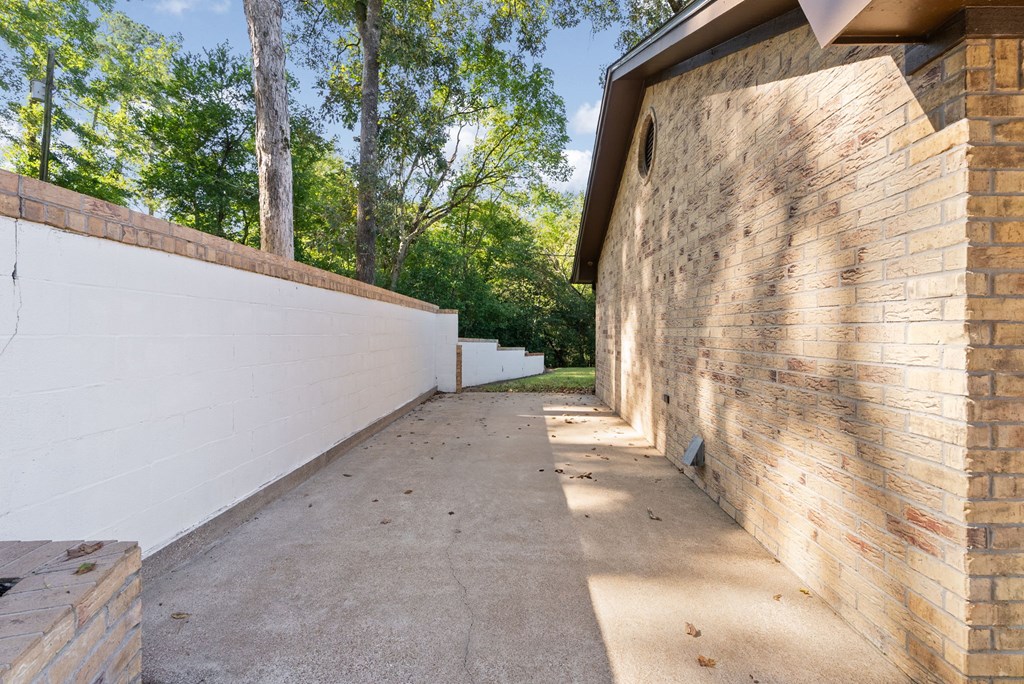 5076 State Highway 21 W