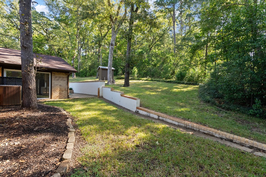 5076 State Highway 21 W