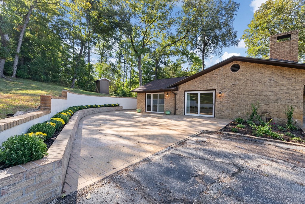 5076 State Highway 21 W