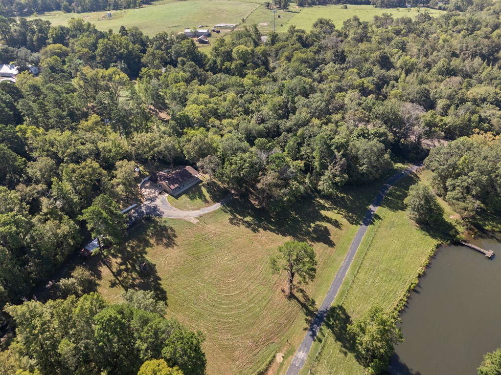 5076 State Highway 21 W