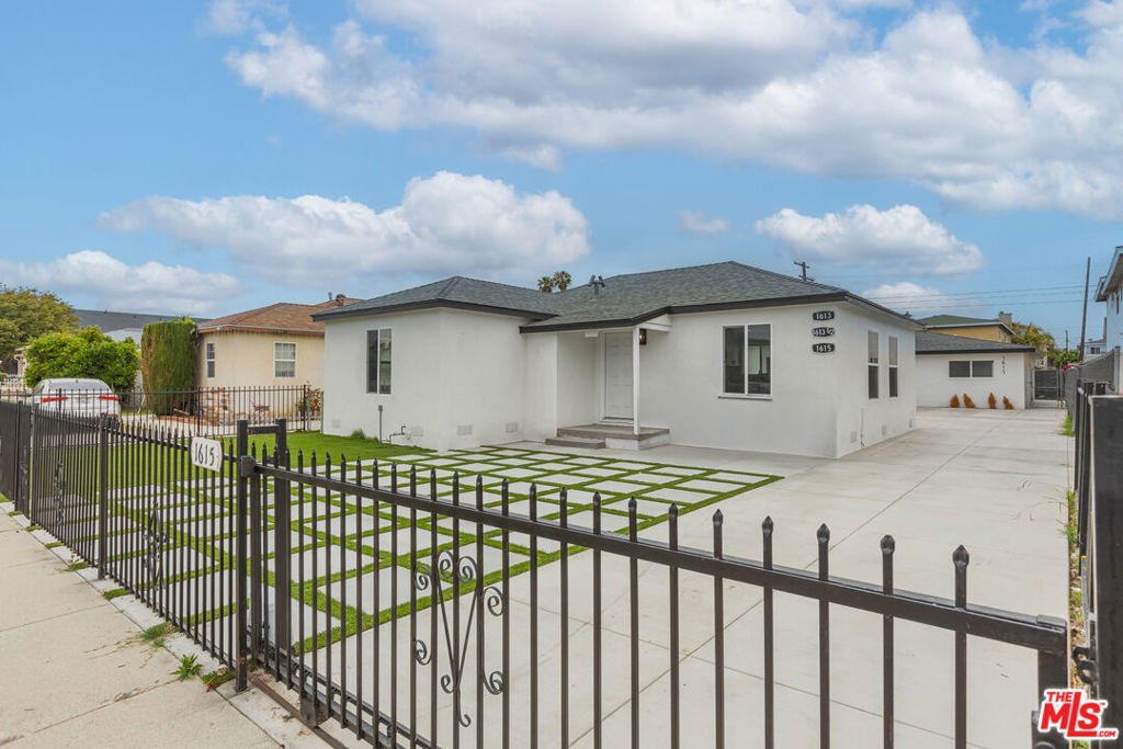 1613 1615 W 209th Street 1615