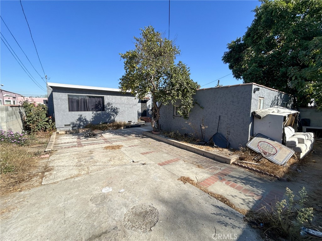 3816 Liberty Boulevard