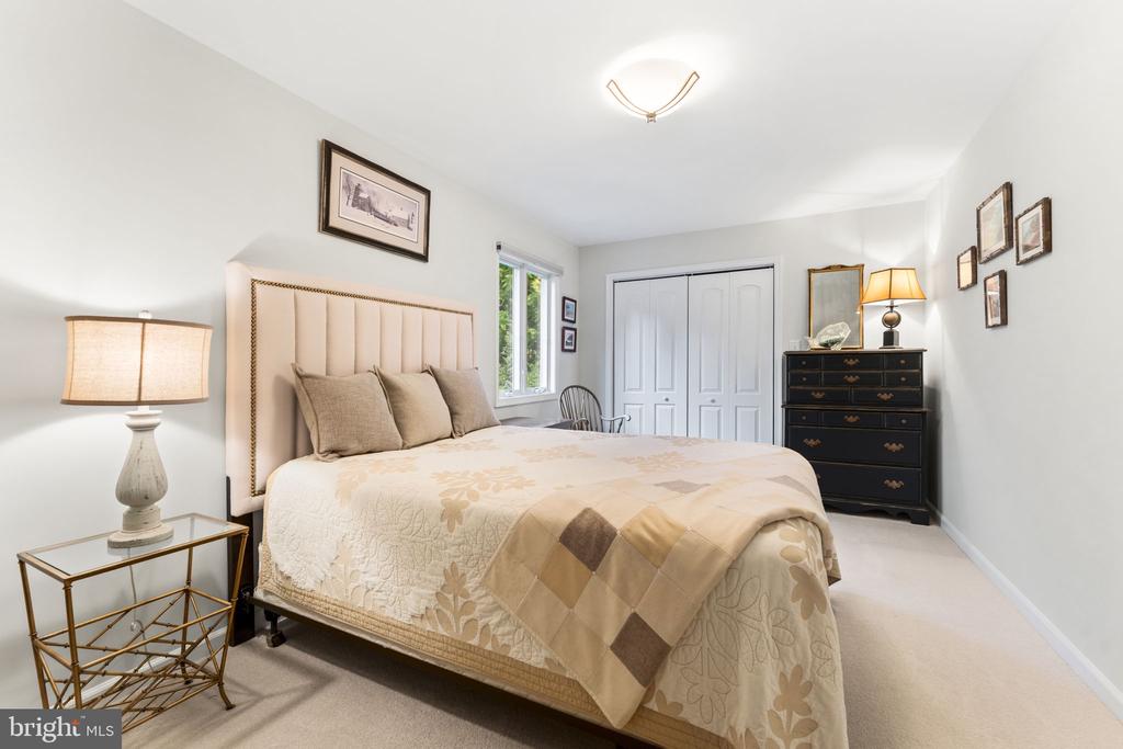 129 GREAT OAK DRIVE