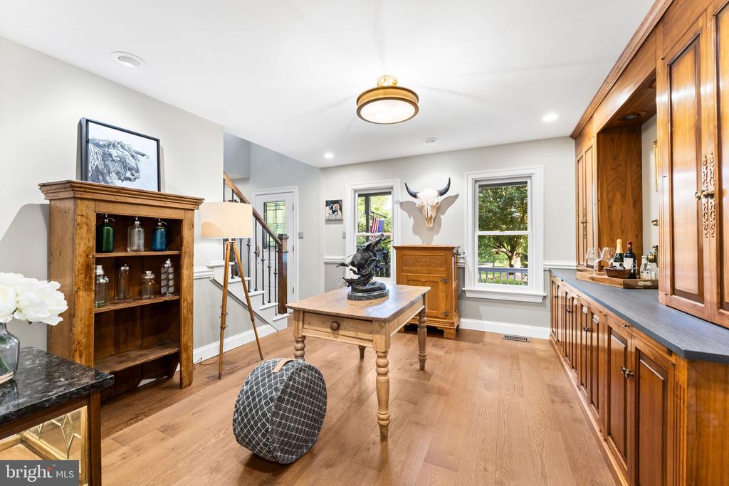 129 GREAT OAK DRIVE