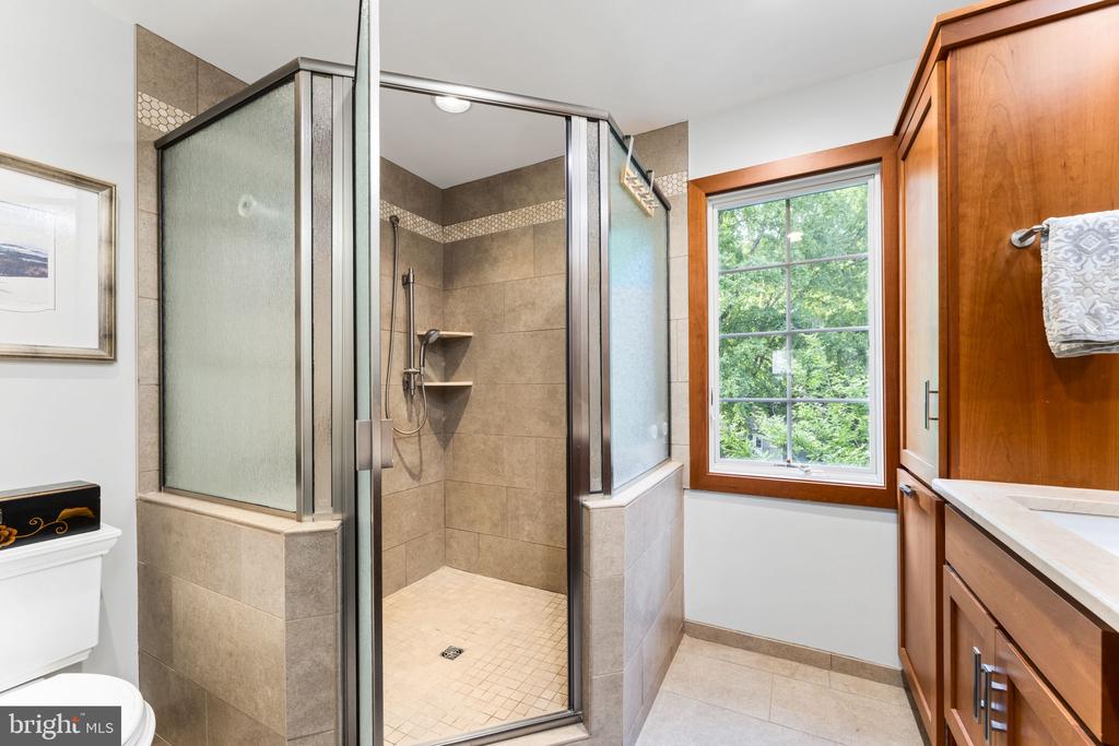 129 GREAT OAK DRIVE