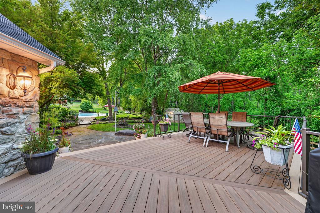 129 GREAT OAK DRIVE