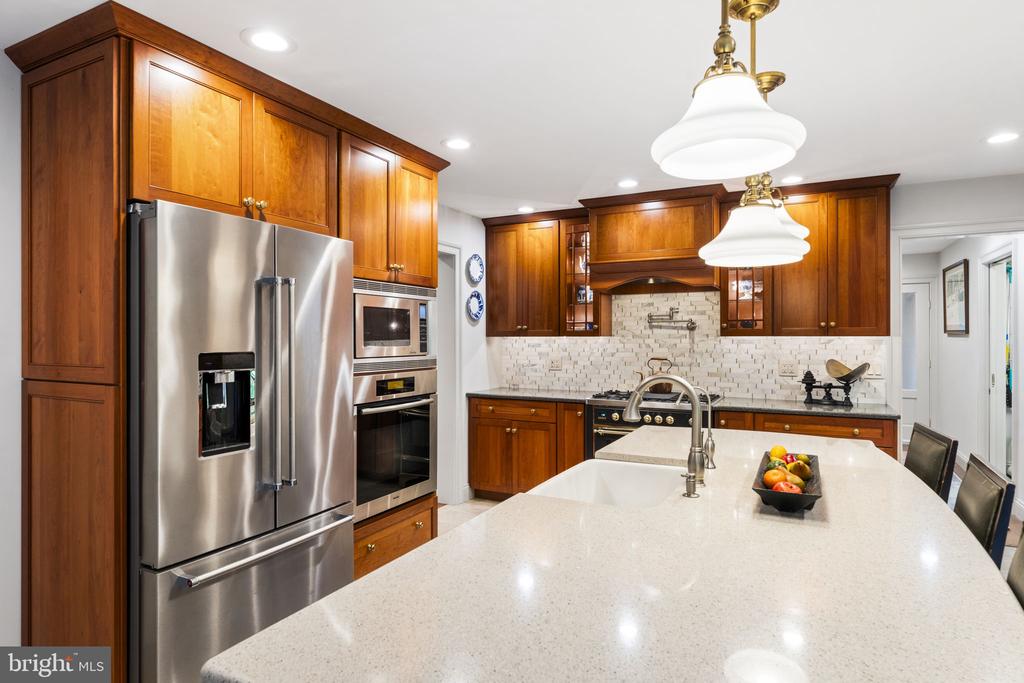 129 GREAT OAK DRIVE