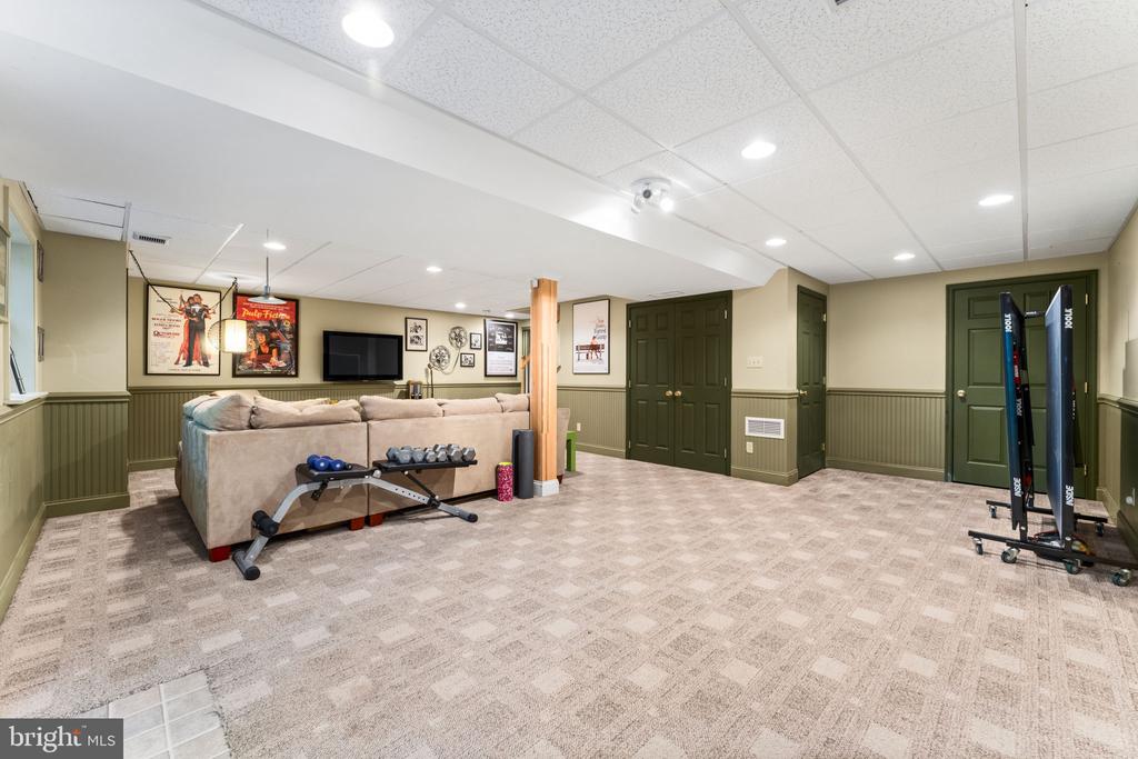 129 GREAT OAK DRIVE