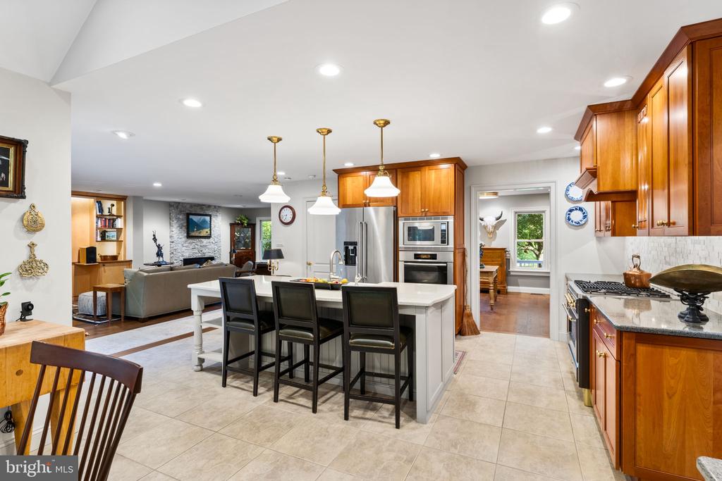 129 GREAT OAK DRIVE