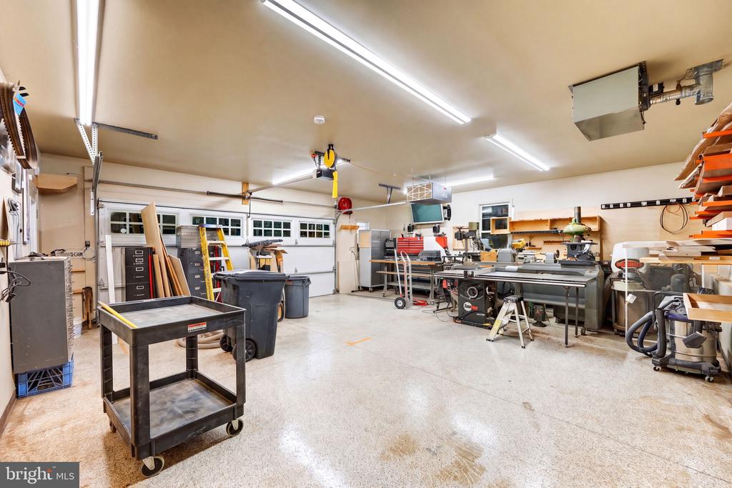 129 GREAT OAK DRIVE