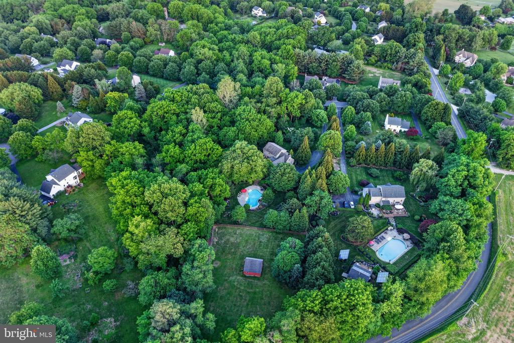 129 GREAT OAK DRIVE
