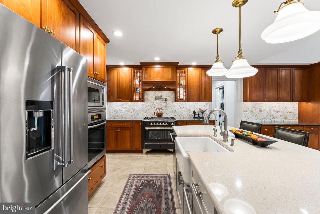 129 GREAT OAK DRIVE