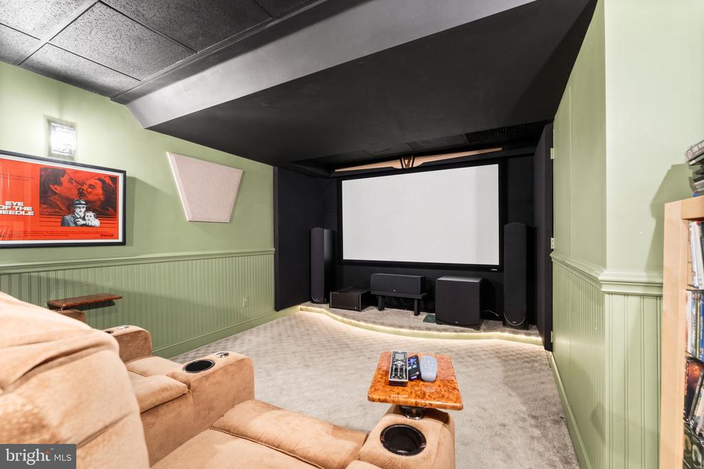 129 GREAT OAK DRIVE