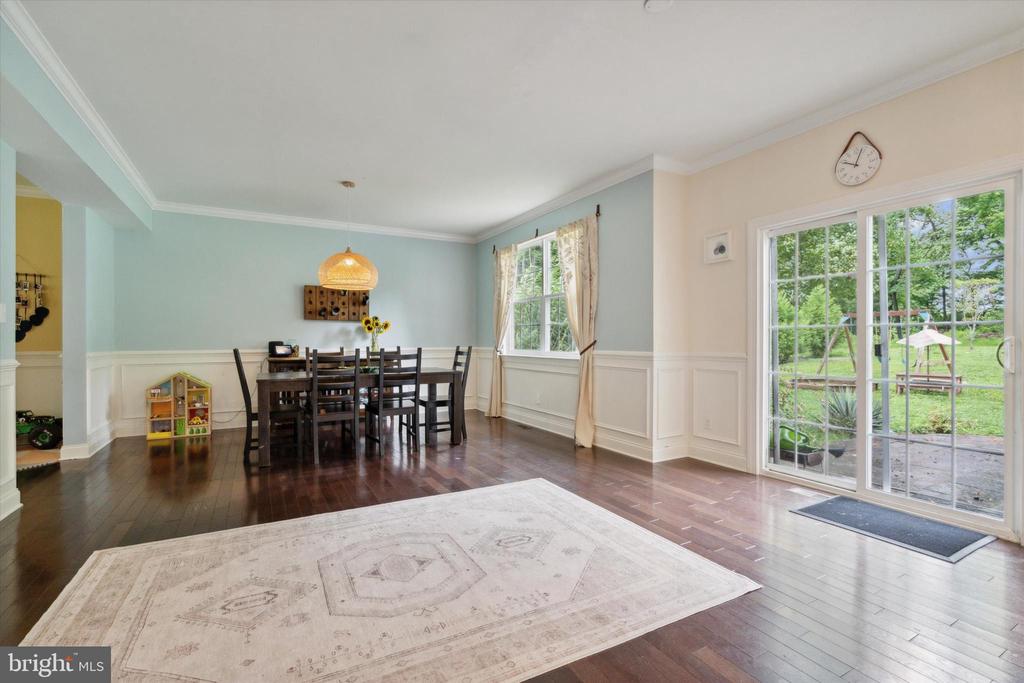 422 RICES MILL ROAD