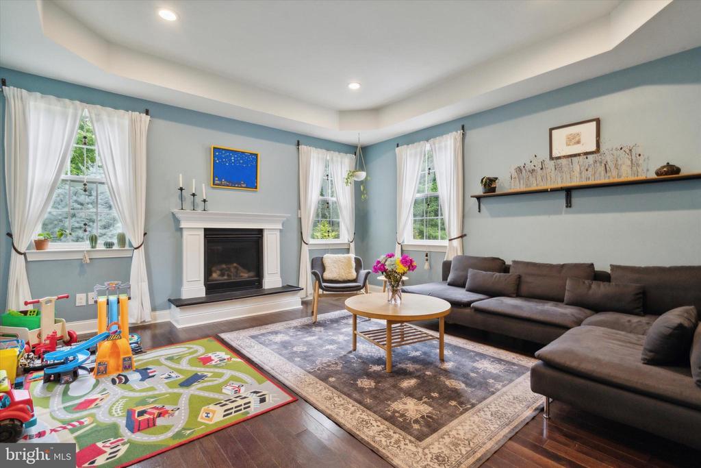 422 RICES MILL ROAD