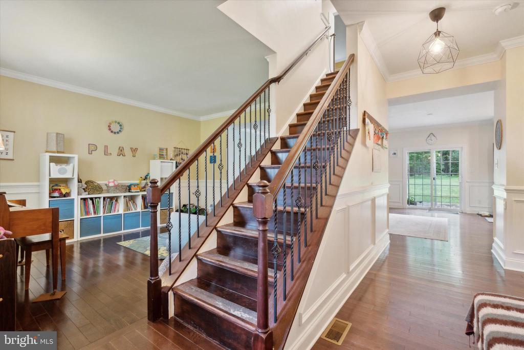 422 RICES MILL ROAD