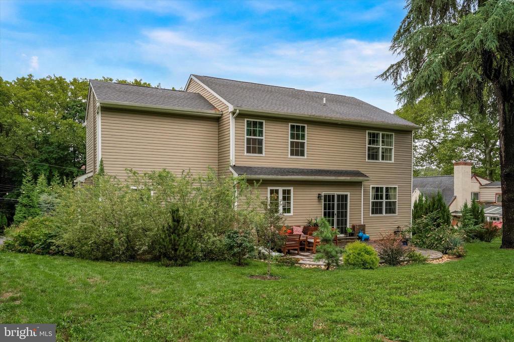 422 RICES MILL ROAD