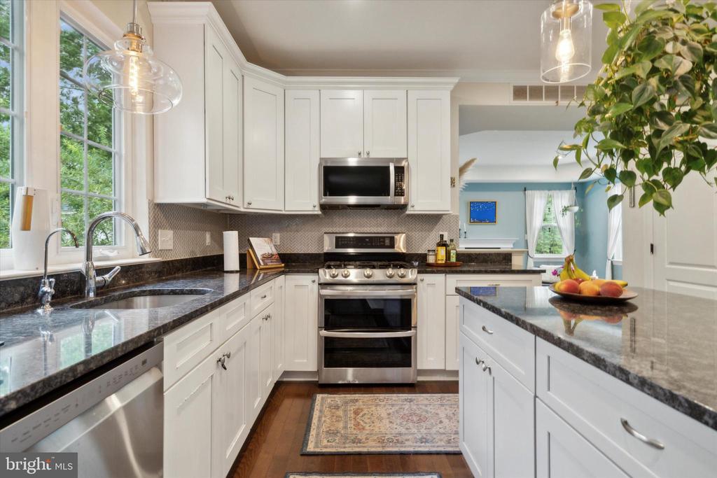 422 RICES MILL ROAD