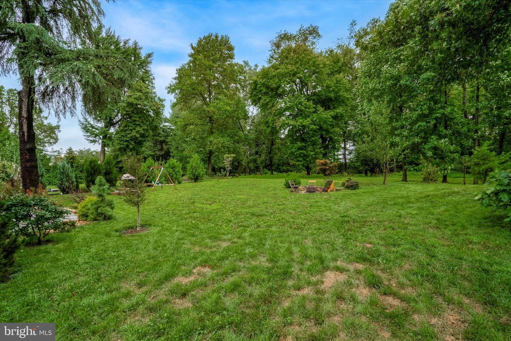422 RICES MILL ROAD