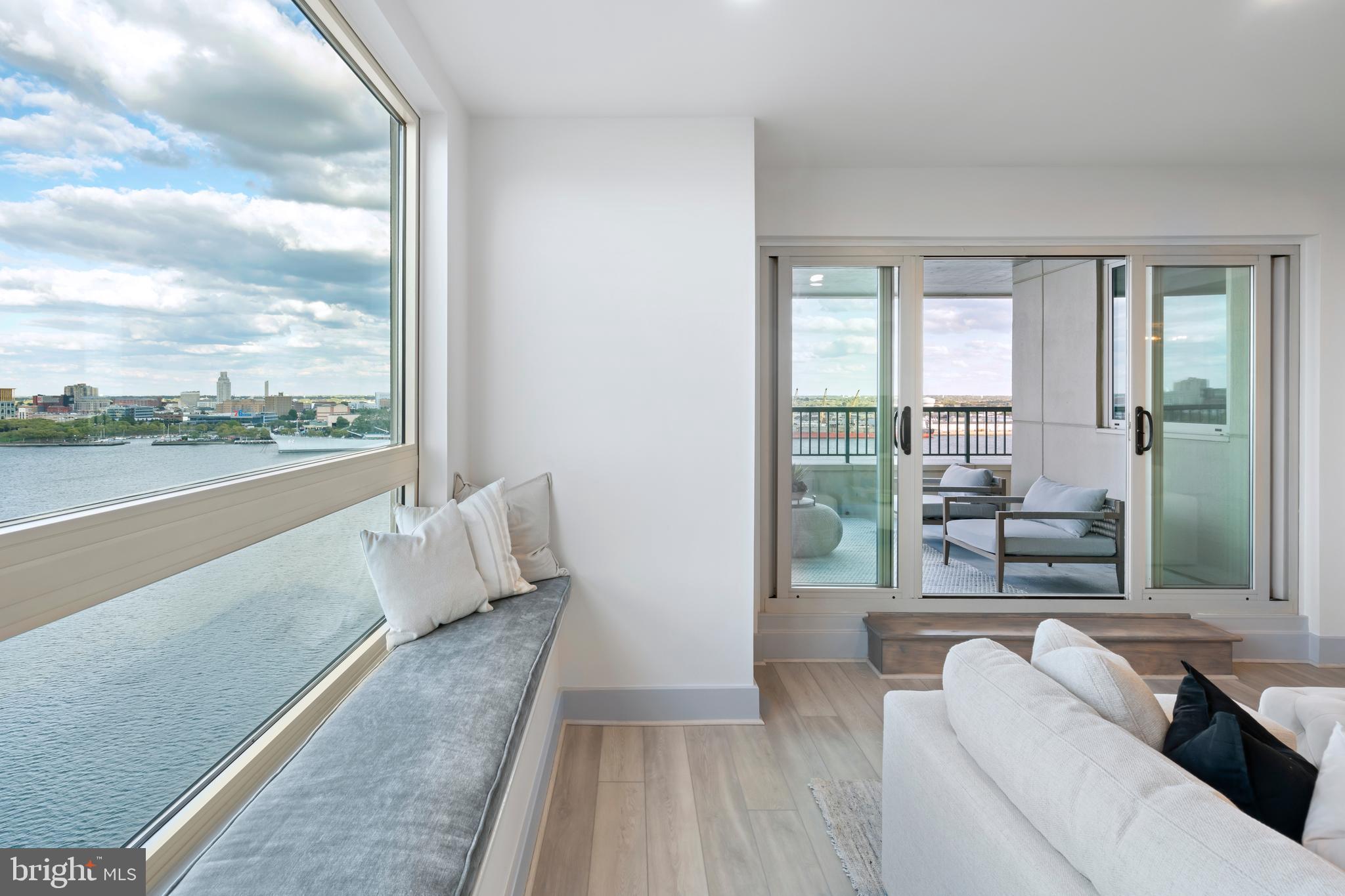 717 S Columbus Blvd #1416