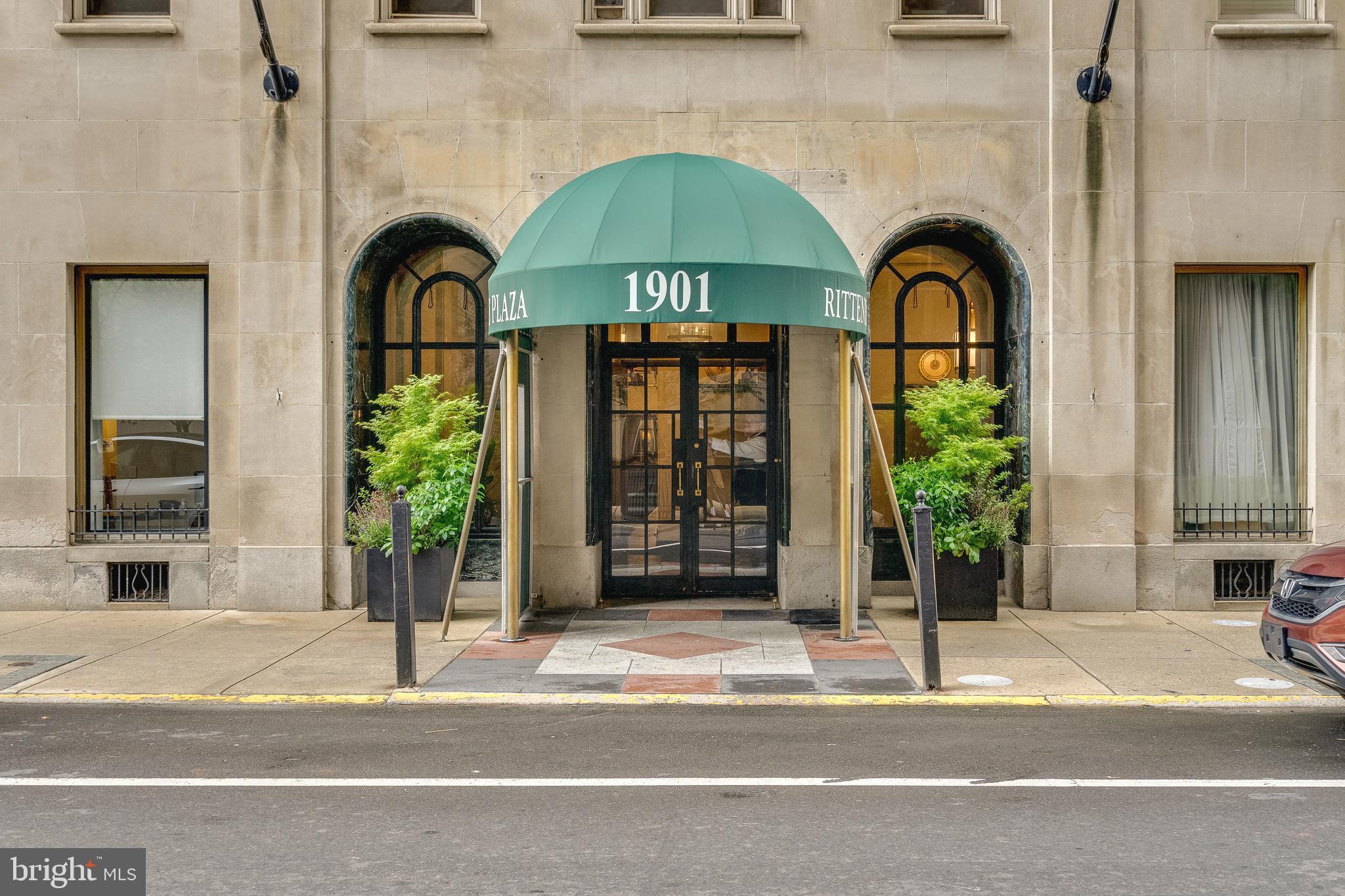 1901 Walnut St #10b