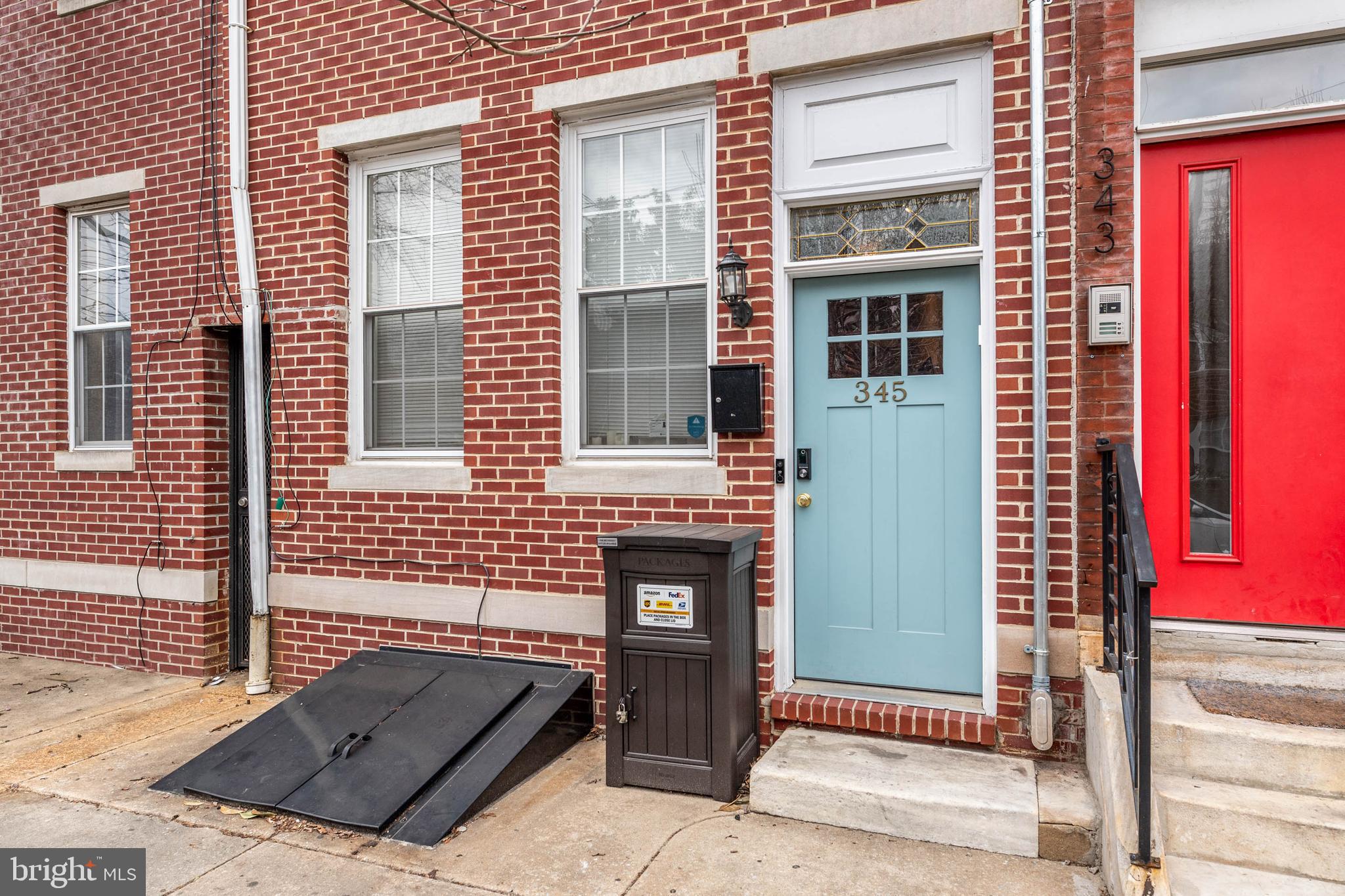 345 Christian St