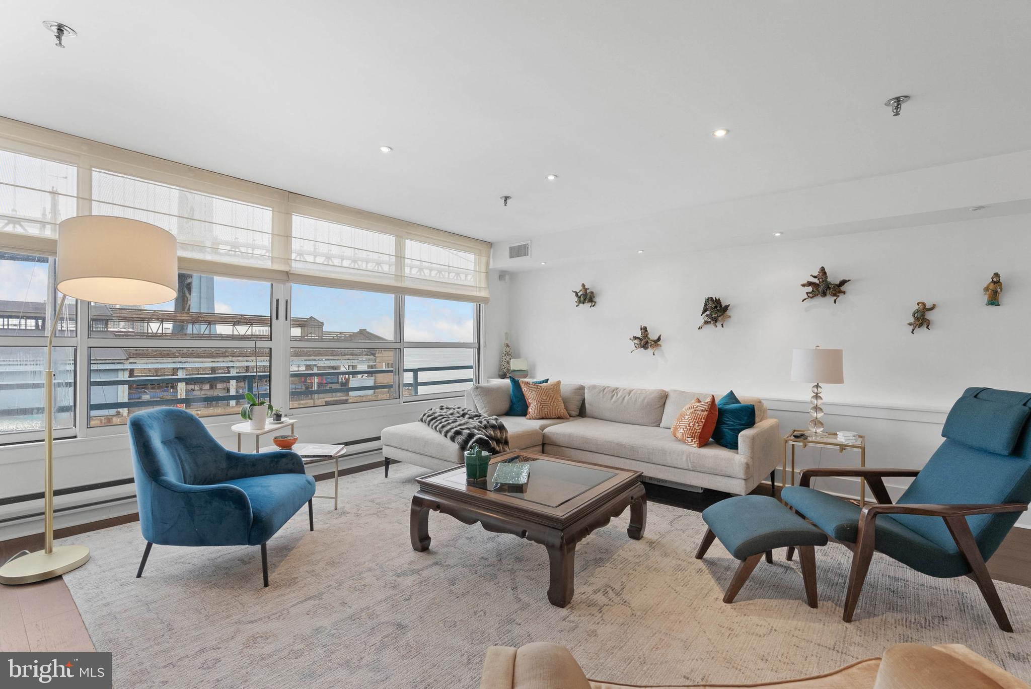 7 N Chris Columbus Blvd #233