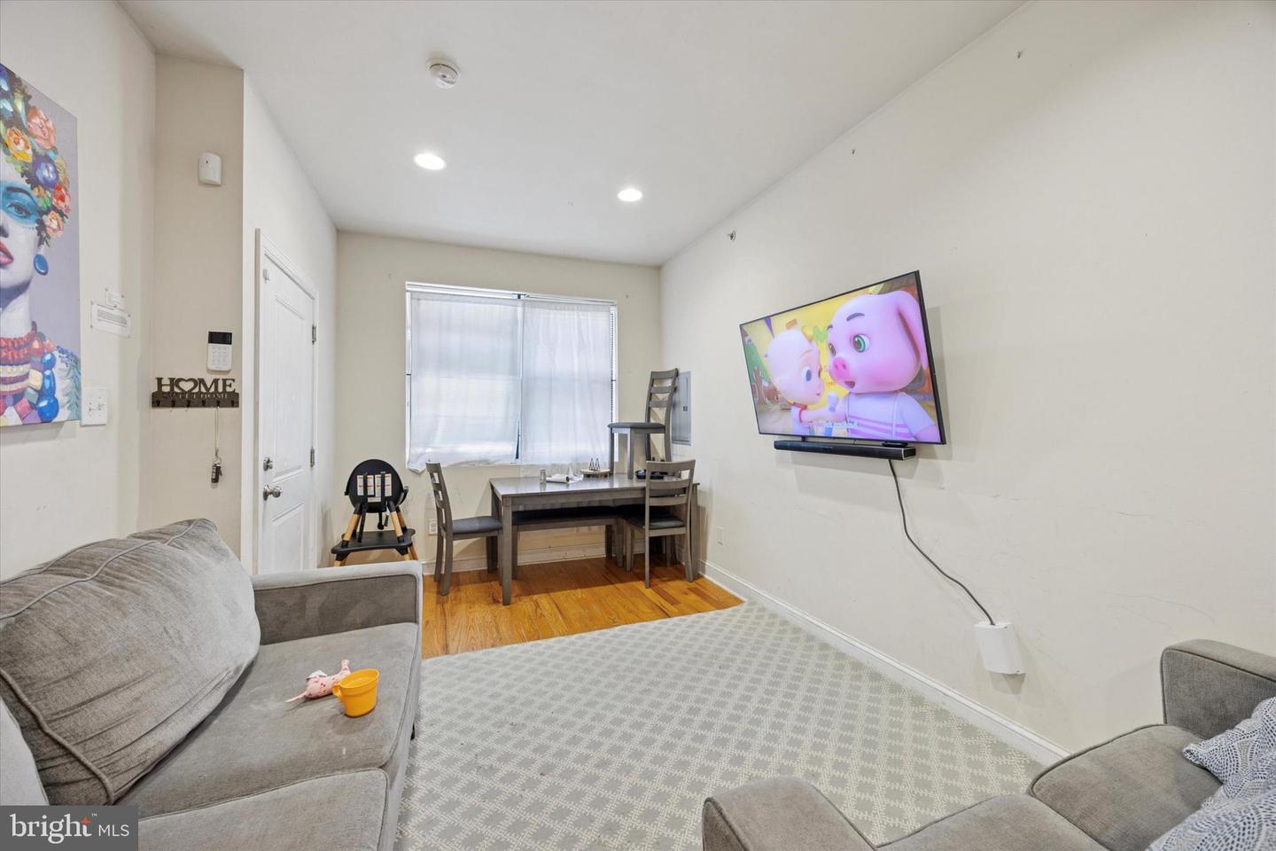 1929 N GRATZ ST #1