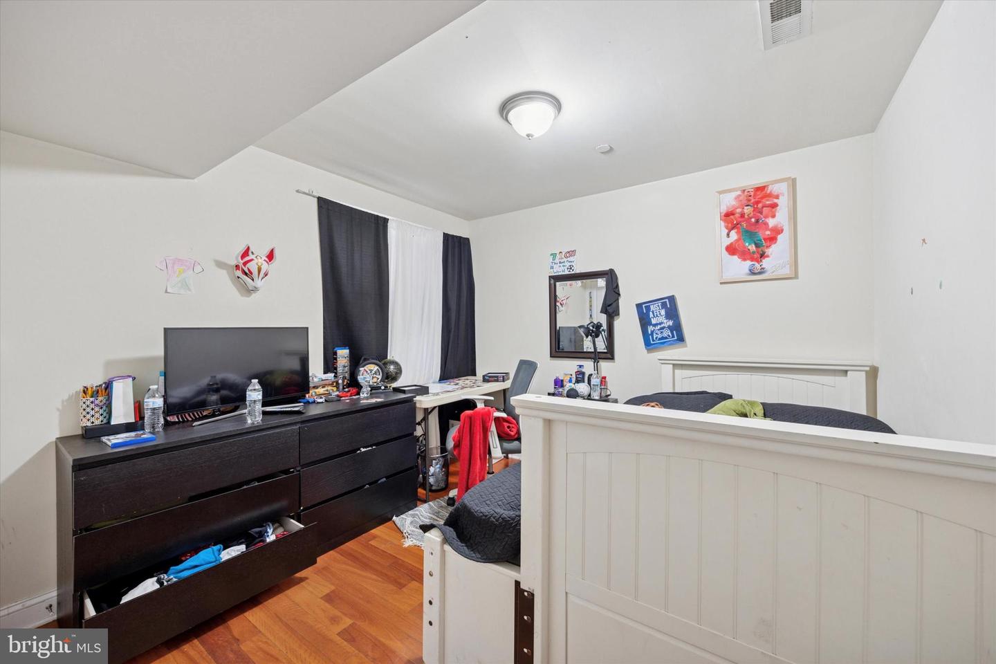 1929 N GRATZ ST #1